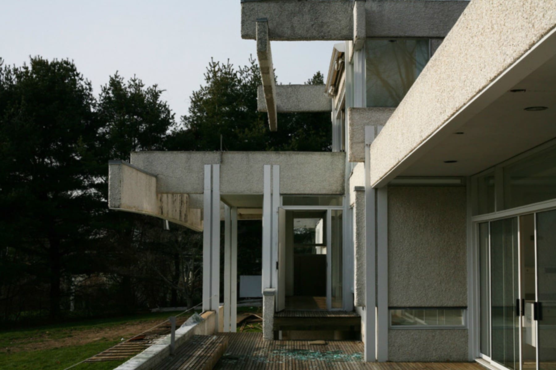 Abandoned Modern Home Photos