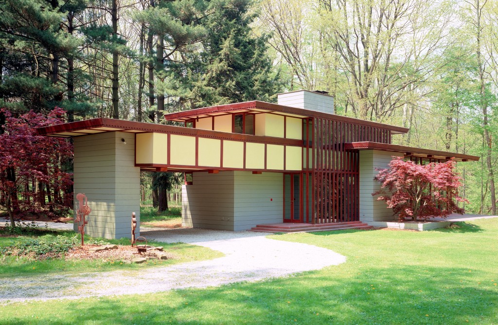 Frank Lloyd Wright Houses You Can Rent